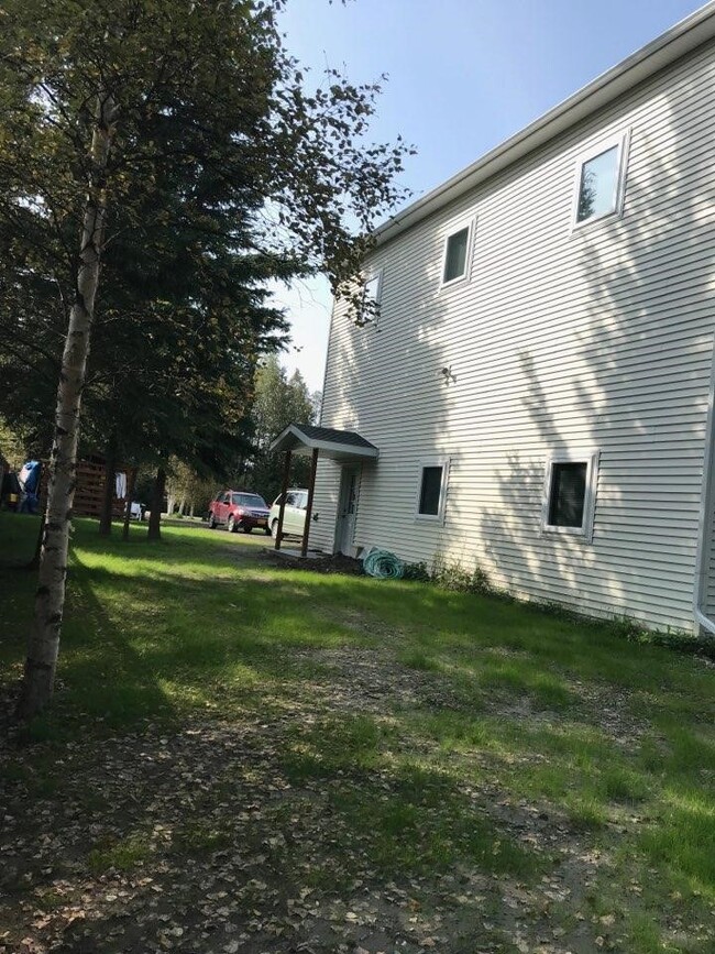 Tenant Entrance - 2936 Doughchee Ave
