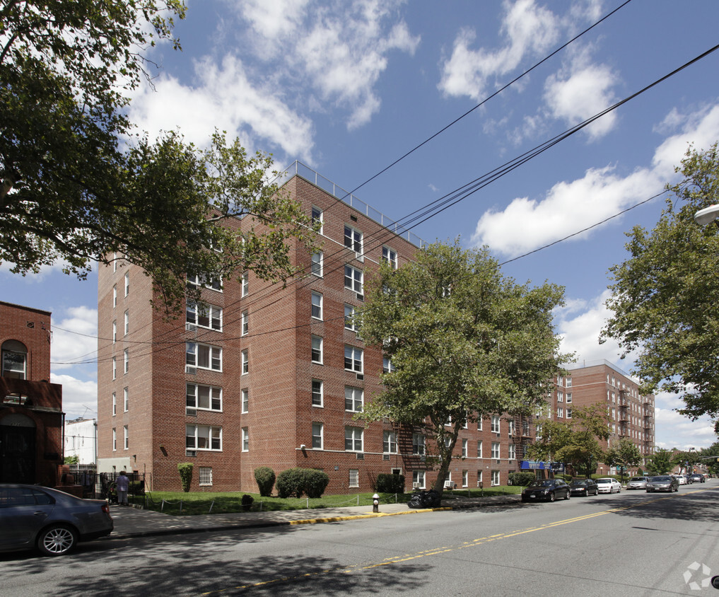 Fotografía del edificio - Chelsea Apartments