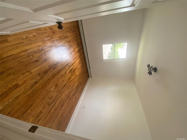 Foto del edificio - 145 Princeton St