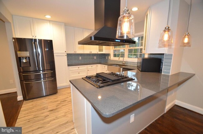 Foto del edificio - 5200 Kings Park Dr