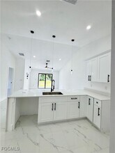 Building Photo - 668 Chemstrand St E