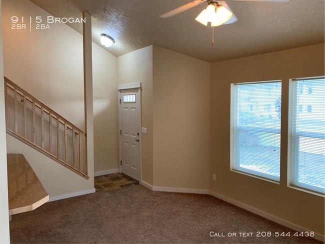 Building Photo - 9115 W Brogan Dr