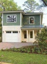 Building Photo - 31 Beacon Point Dr