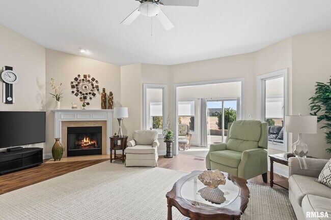 Foto del edificio - 4408 Castle Pines Dr