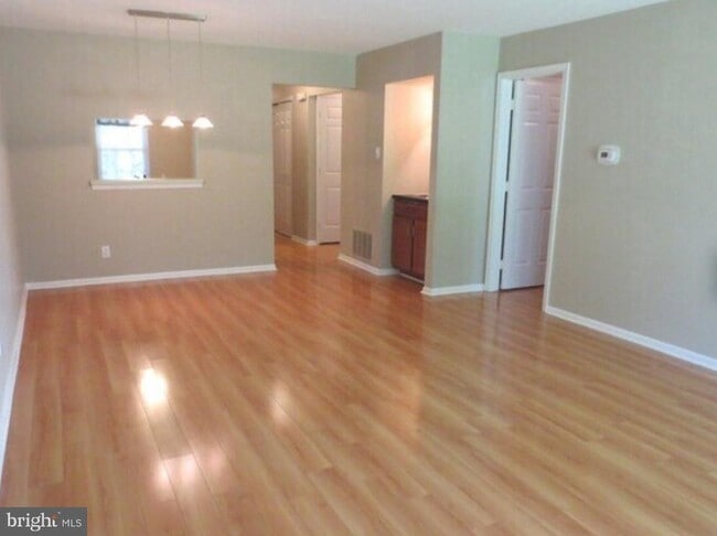 Foto del edificio - 526 Willow Turn