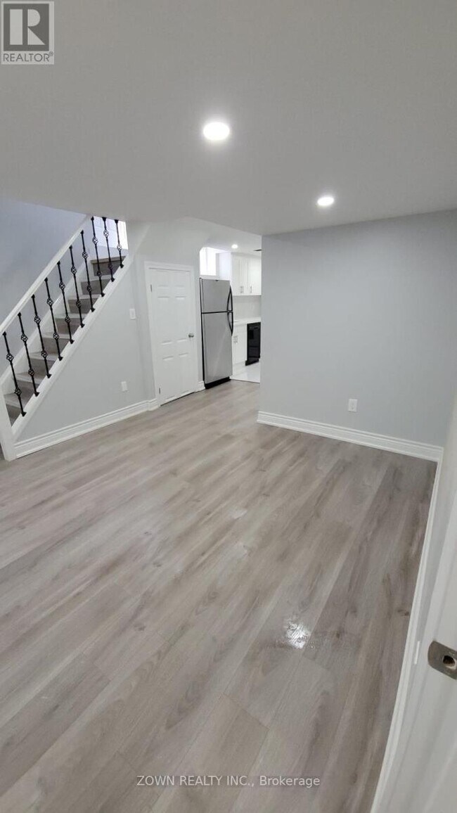 Photo du bâtiment - 1668 Portland Ct