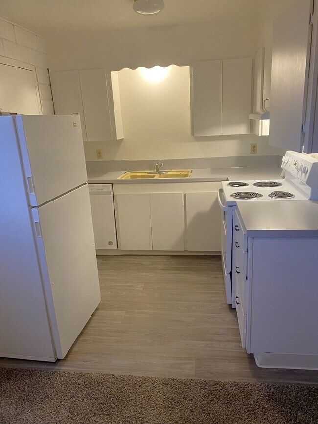 Foto del edificio - 2968 Salem Place Salem Place: Your Charmin...