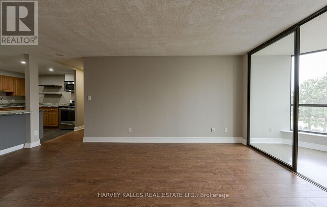 Building Photo - 25-325 Bamburgh Cir