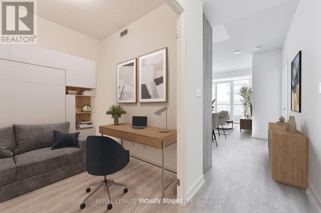 Building Photo - 38 Simcoe Promenade