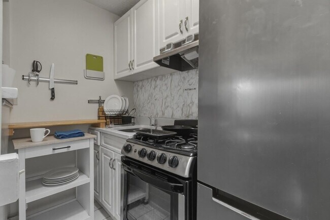 Foto del edificio - 241 Newtown St