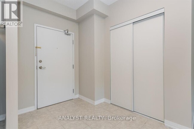 Building Photo - 306 Essa Rd