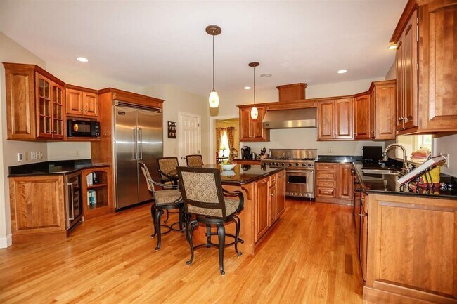 Foto del edificio - 3 Pheasant Hollow Ln