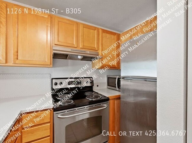 Building Photo - 1126 N 198th St