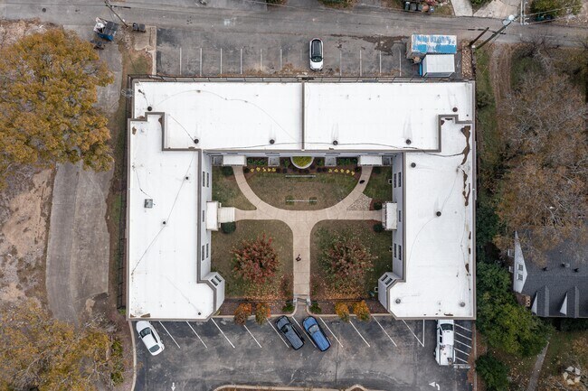Building Photo - Cambridge