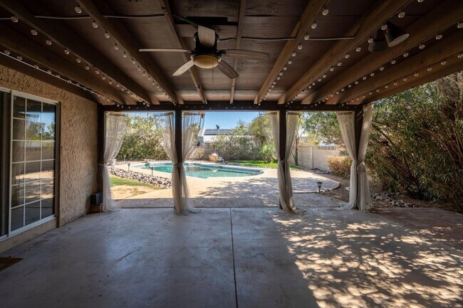 Foto del edificio - 14237 N 34th Way