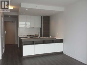 Building Photo - 4688-4688 Kingsway
