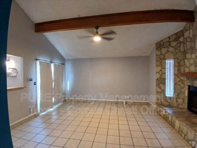 Foto del edificio - 4033 Sandy Hollow Creek Dr