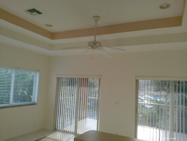 Foto del edificio - 8037 Carnoustie Pl