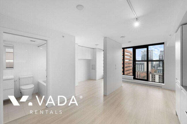 Photo du bâtiment - Addition Living 1 BR APT Rental 1503-1133 Hornby St Vancouver: VADA