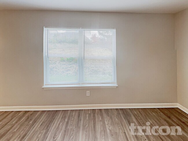 Foto del edificio - 1925 Buffalo Way