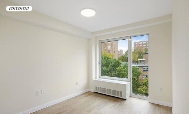 Building Photo - 111 E 115th St