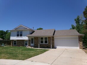 Building Photo - 4 Woodbine Ct