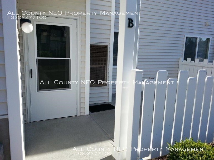 Foto principal - 2 Bed, 1 Bath Portage Point Condo