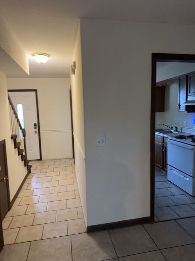 Building Photo - 4145 Willard Dr