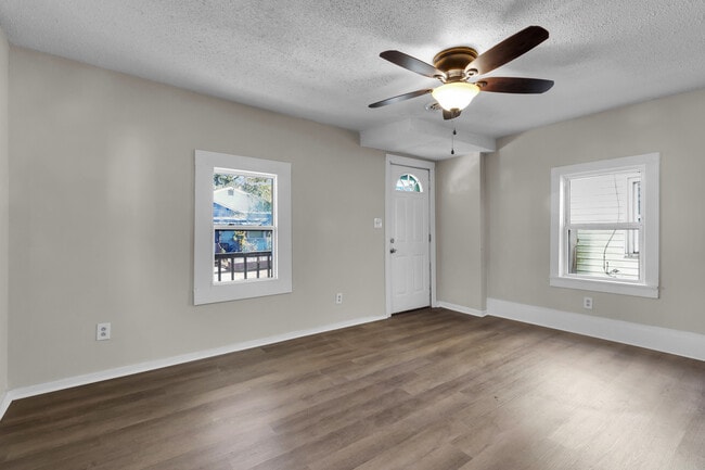 Building Photo - 605 1st Ave