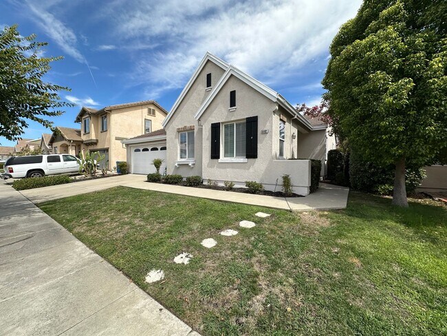 Foto del edificio - 5592 Plumbridge Way