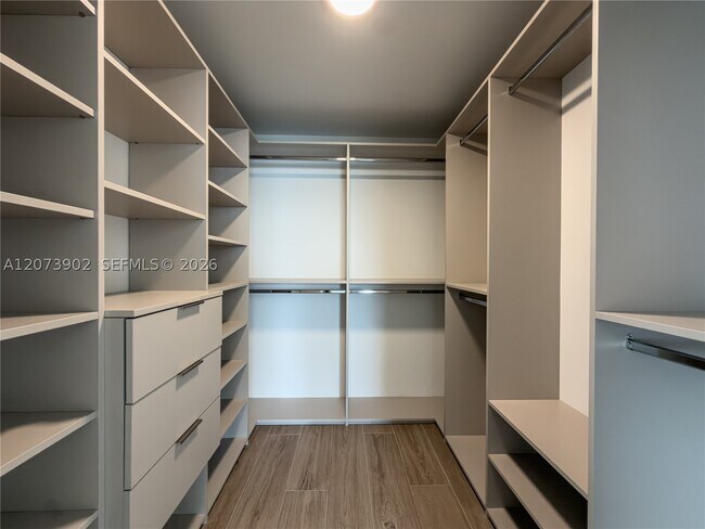 Foto del edificio - 5297 SW 183rd Ave
