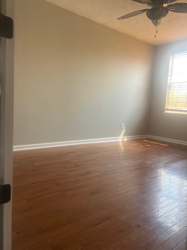 Foto del edificio - 4404 Stoneview Dr