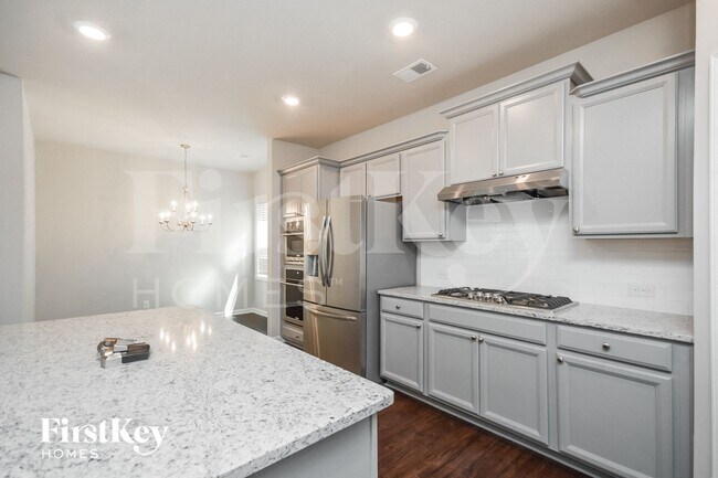 Foto del edificio - 3644 Moon Crest Dr