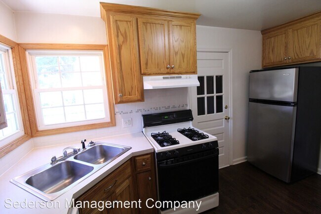 Building Photo - 2 br, 1 bath House - 5326 ASH DR.