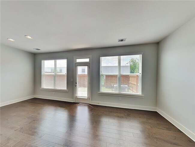 Building Photo - 5311 Bentayga Dr