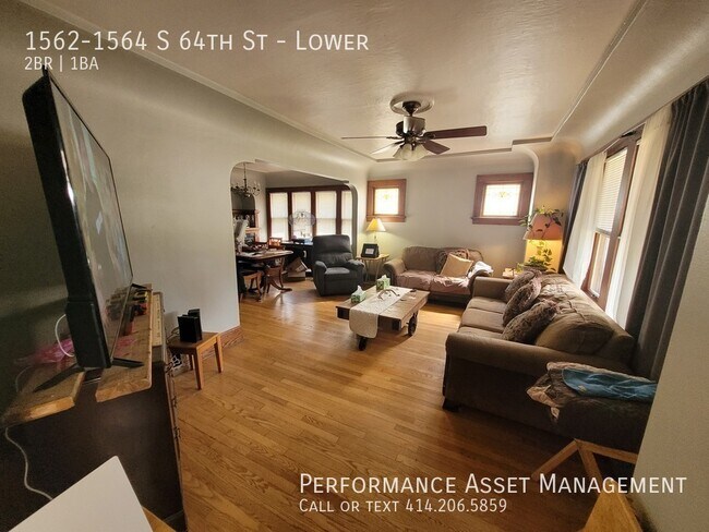Foto del edificio - 1562-1564 S 64th St-Lower