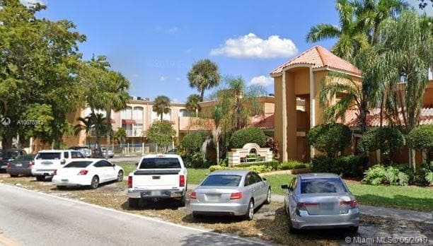 Primary Photo - 17911 NW 68th Ave