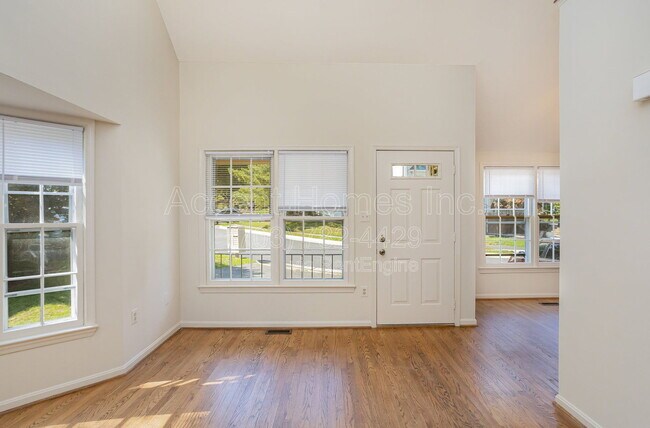 Foto del edificio - 7461 Ridge Oak Ct