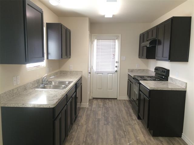 Building Photo - 4101 Summersweet Ln