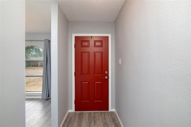 Foto del edificio - 2223 Picadilly Ln