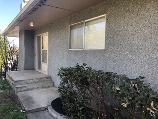Building Photo - 645 SW James Pl