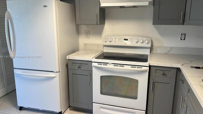 Foto del edificio - 401 NW 3rd Terrace