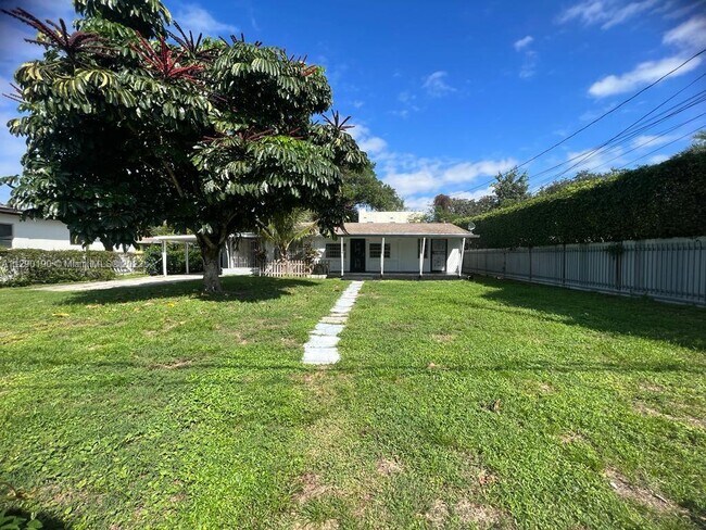 Building Photo - 421 NW 50th St