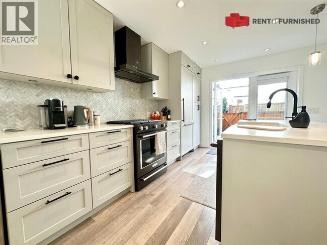 Photo du bâtiment - 515 E 2nd St