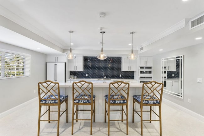 Foto del edificio - 120 N Ocean Blvd