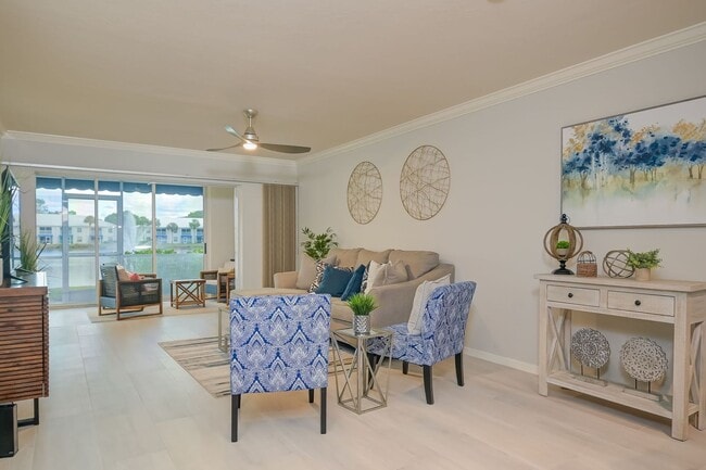 Foto del edificio - BEST LOCATION ** ANNUAL REMODELED FIRST FL...