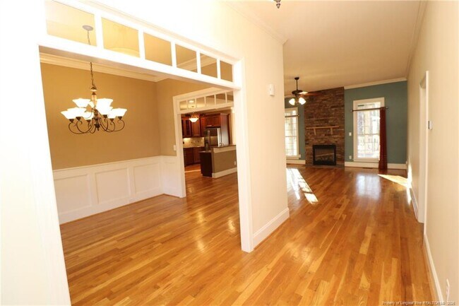 Foto del edificio - 7124 Blue Juniper Ct