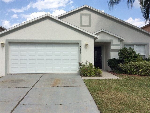 Foto principal - 3025 Holland Dr