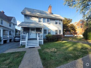 Building Photo - 66 Watchung Ave