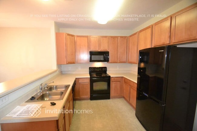 Building Photo - 5031 Rainmaker Dr